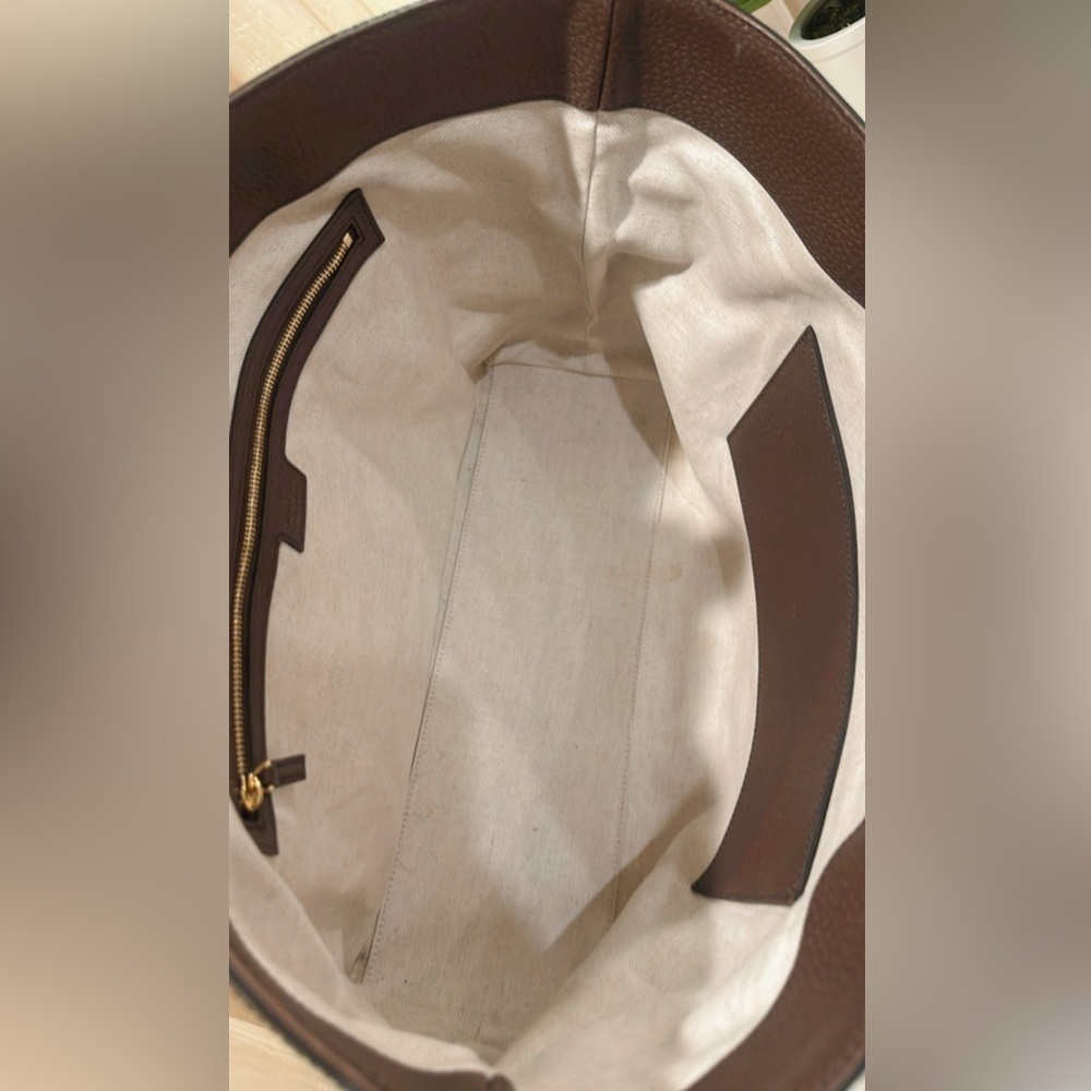 Authentic Gucci Monogram Jumbo GG Textured Calfskin Ophidia Tote Camel Ebony✨ - Picture 11 of 17